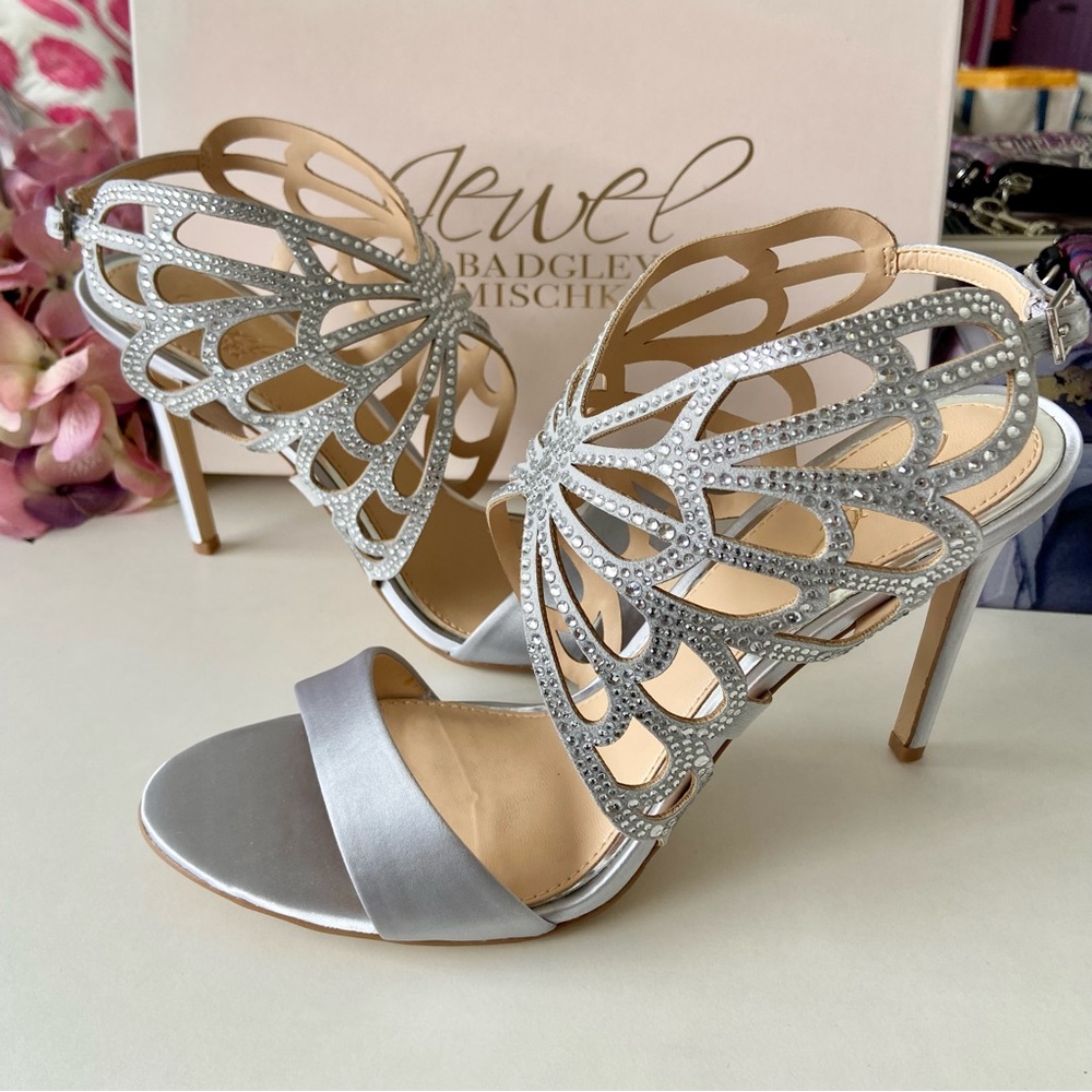 Jewel Badgley Mischka Taresa Sandal in Silver Size 10